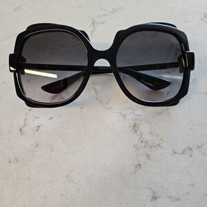 Gucci Black Oversized Sunglasses